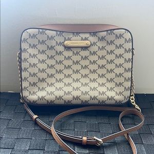 Michael Kors Medium Logo Camera Bag